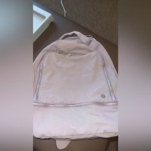 Lululemon adventurer backpack 20L